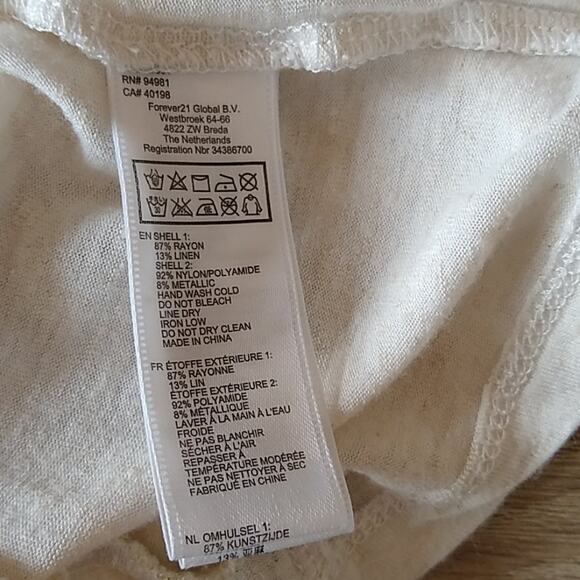 Forever 21 Womens Small Cream Lace Detail T Tee Shirt Lightweight Short Sleeve - Picture 8 of 9